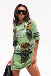 NEVER TOO MUCH DISTRESSED OVERSIZED TEE