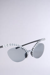 DONT BUG SUNGLASSES