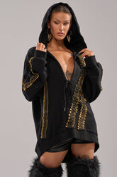 UNPIN ME OVERSIZED SWEATSHIRT