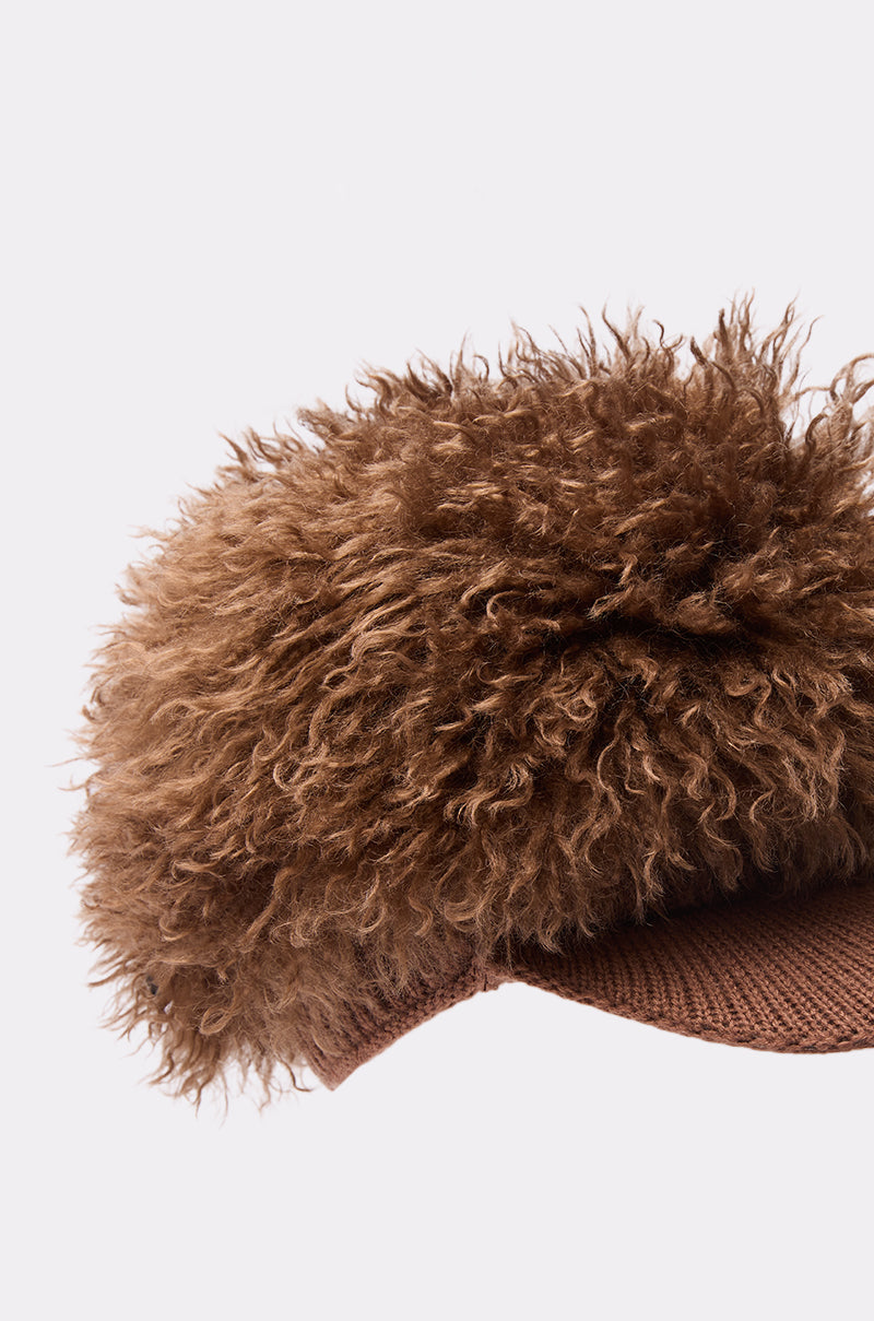 WHOS HAIR HAT